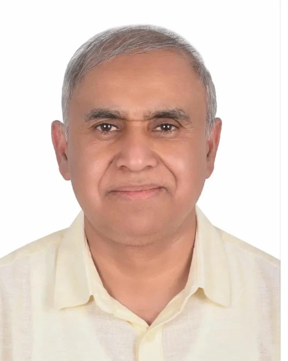 Mir Muhammad Sharif Siddiqui, CEO of Multi World Trading